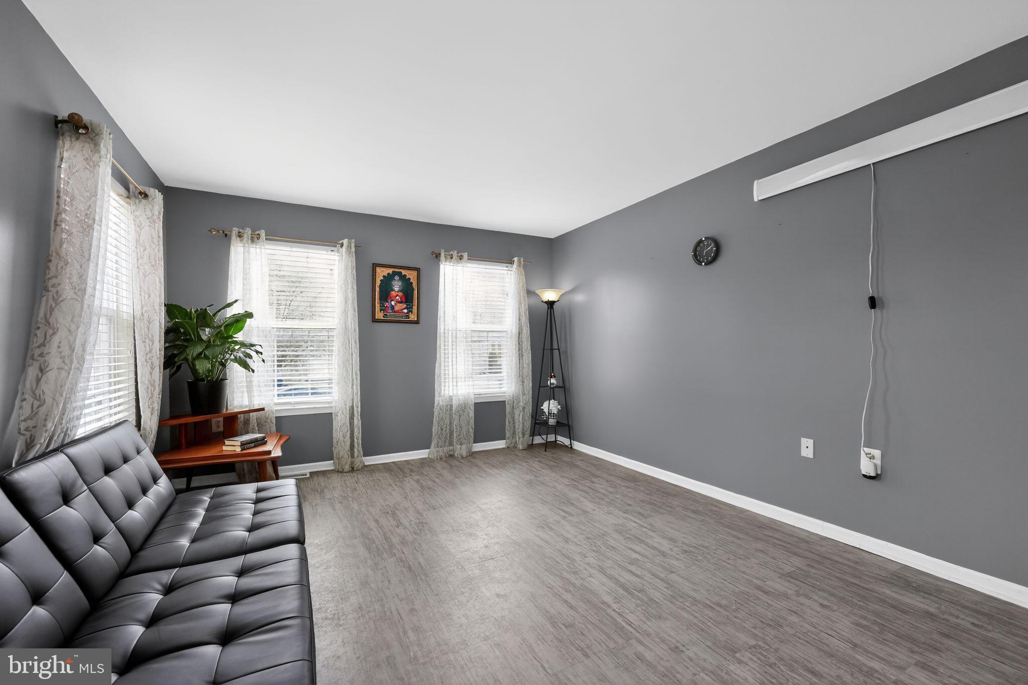 111 Raintree Crossing Hatfield, PA 19440 - Photo 4 of 40