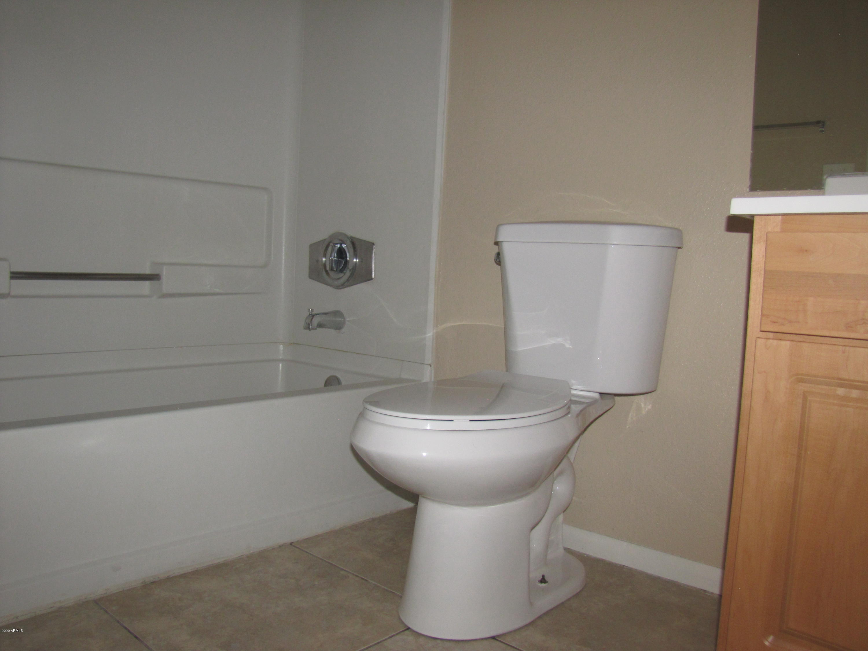 3511 East Baseline Road, Unit 1103 Phoenix, AZ 85042 - Photo 18 of 48 IMG_4801