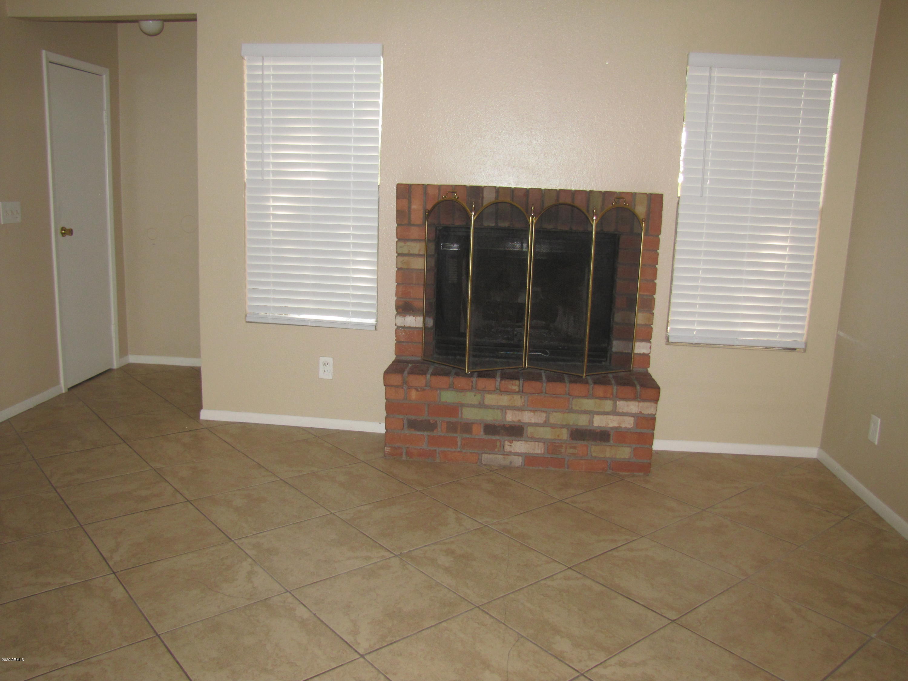 3511 East Baseline Road, Unit 1103 Phoenix, AZ 85042 - Photo 4 of 48 IMG_4787