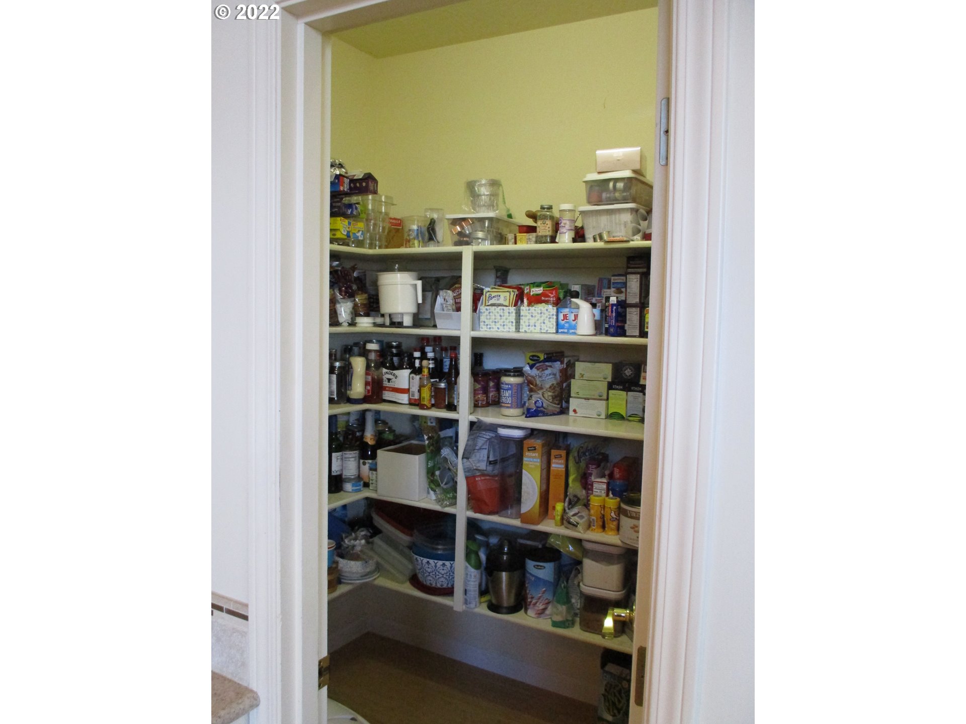 3063 Solomon Loop Eugene, OR 97405 - Photo 11 of 32 Gallery Image 11