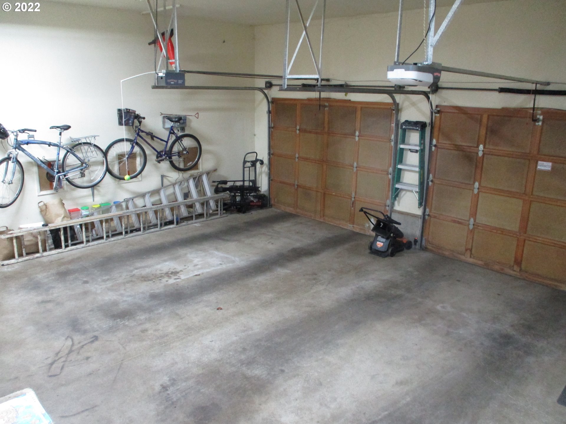 3063 Solomon Loop Eugene, OR 97405 - Photo 28 of 32 Gallery Image 28