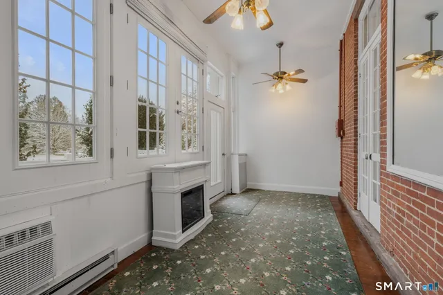 $4,500 | 9 Lyme Street, Unit 2, Old Lyme, CT 06371