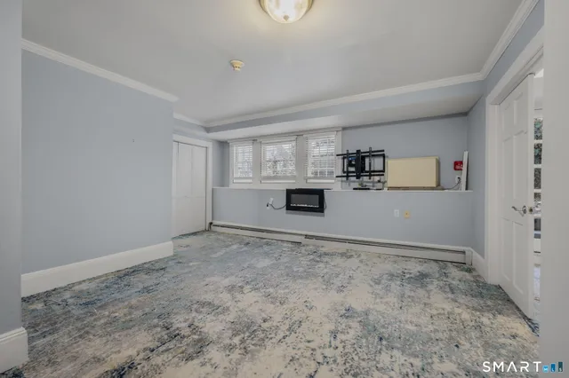 $4,500 | 9 Lyme Street, Unit 2, Old Lyme, CT 06371