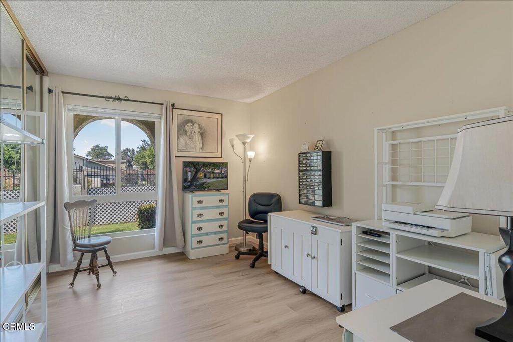 550 Holly Avenue Oxnard, CA 93036 - Photo 21 of 39