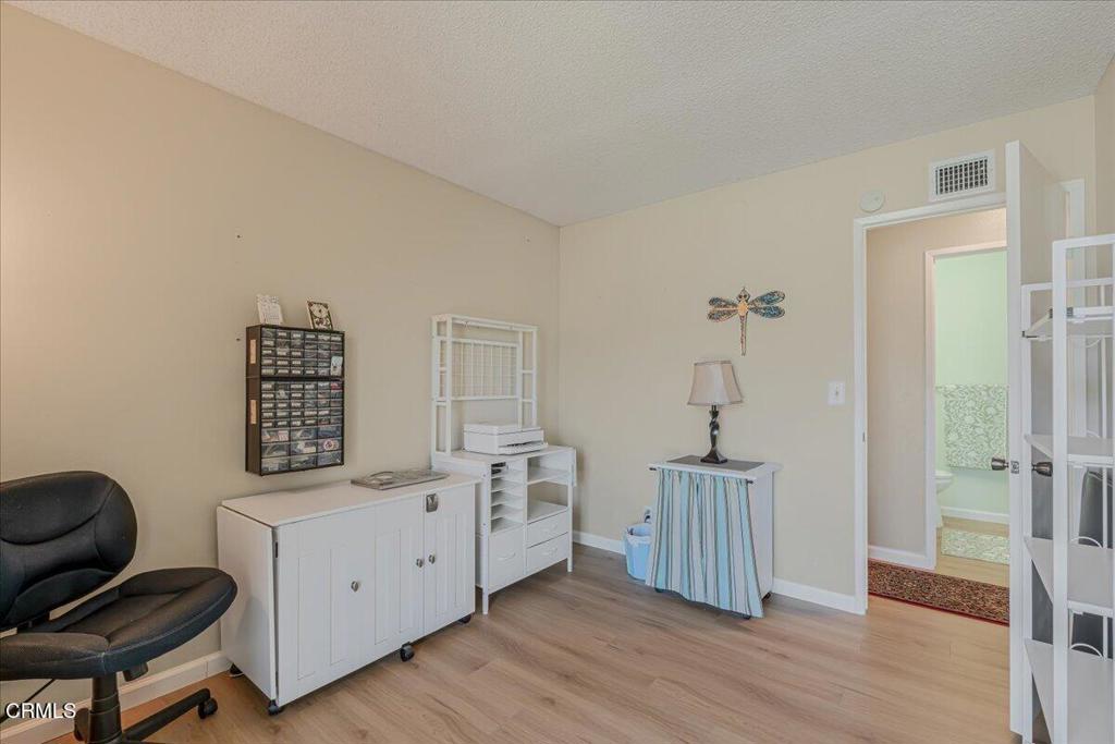 550 Holly Avenue Oxnard, CA 93036 - Photo 23 of 39