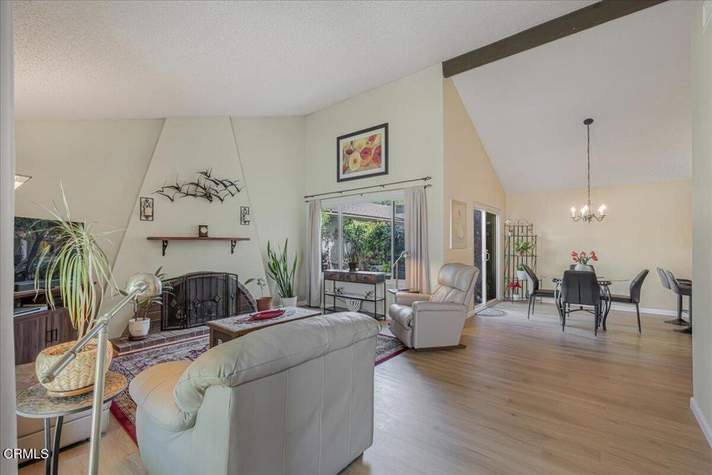 550 Holly Avenue Oxnard, CA 93036 - Photo 6 of 39
