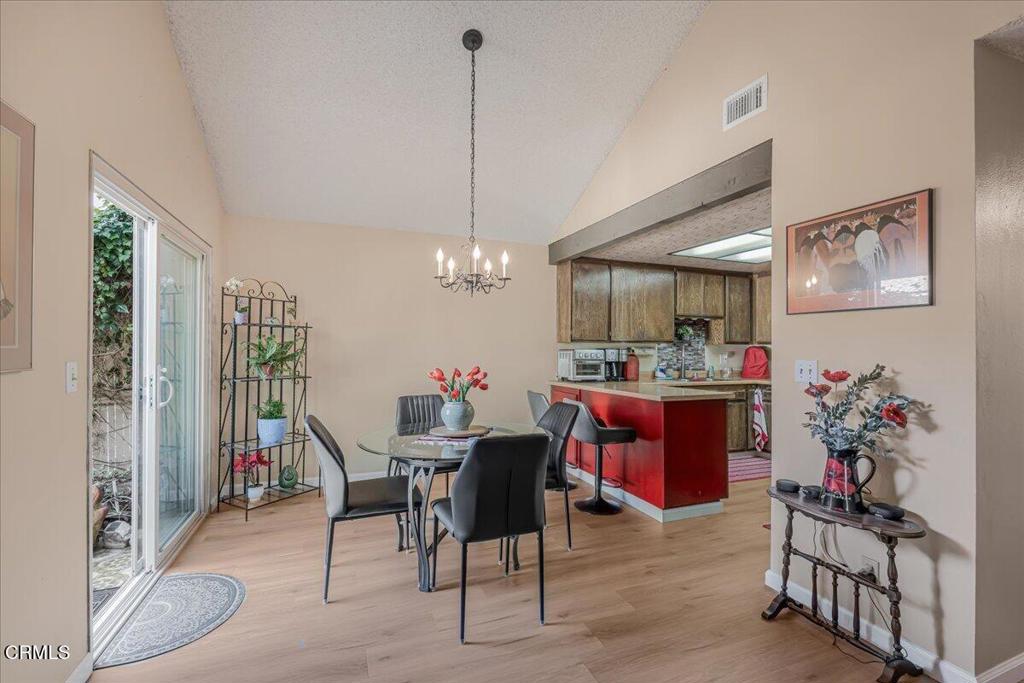 550 Holly Avenue Oxnard, CA 93036 - Photo 8 of 39