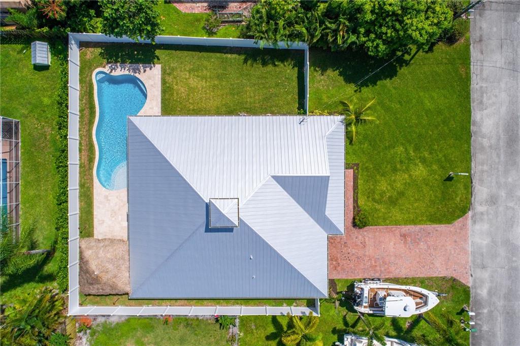 4833 Southeast Pilot Way Stuart, FL 34997 - Photo 25 of 37 a view of outdoor space and yard