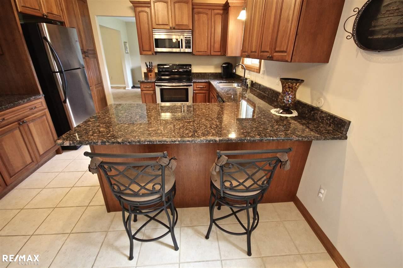 61251 North Ridge Trail Washington, MI 48094 - Photo 5 of 69 31299465-4.JPG