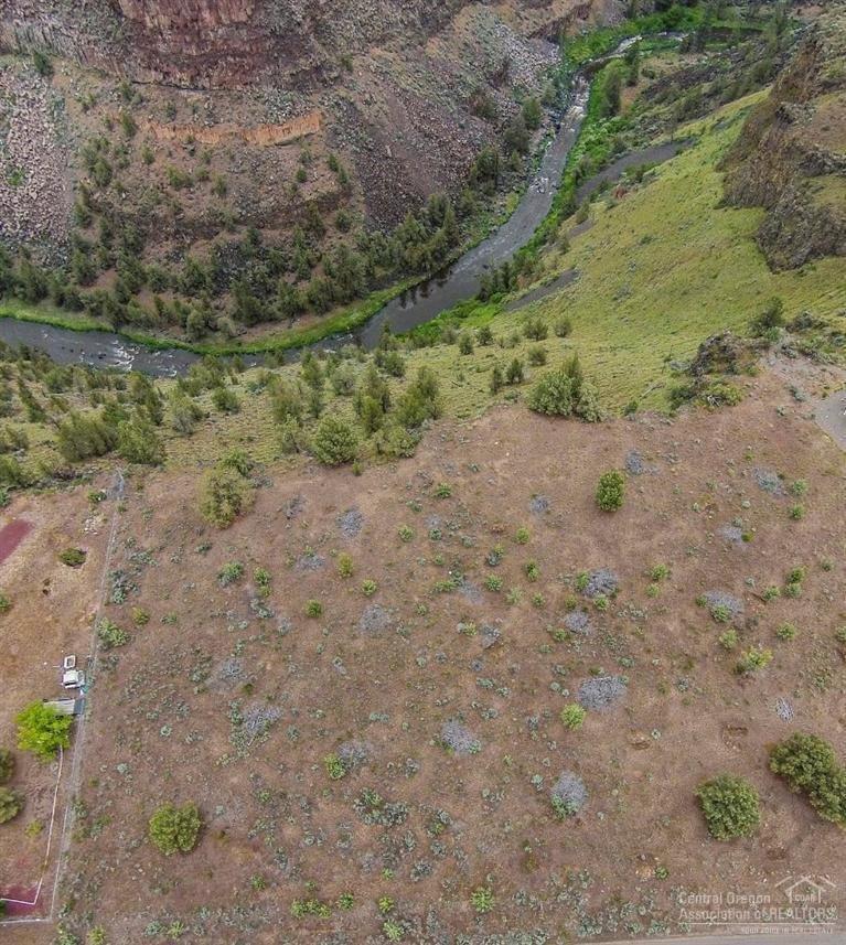 5070 Southwest Badger Road Terrebonne, OR 97760 - Photo 4 of 22 A birds eye view of the lot shows how fa