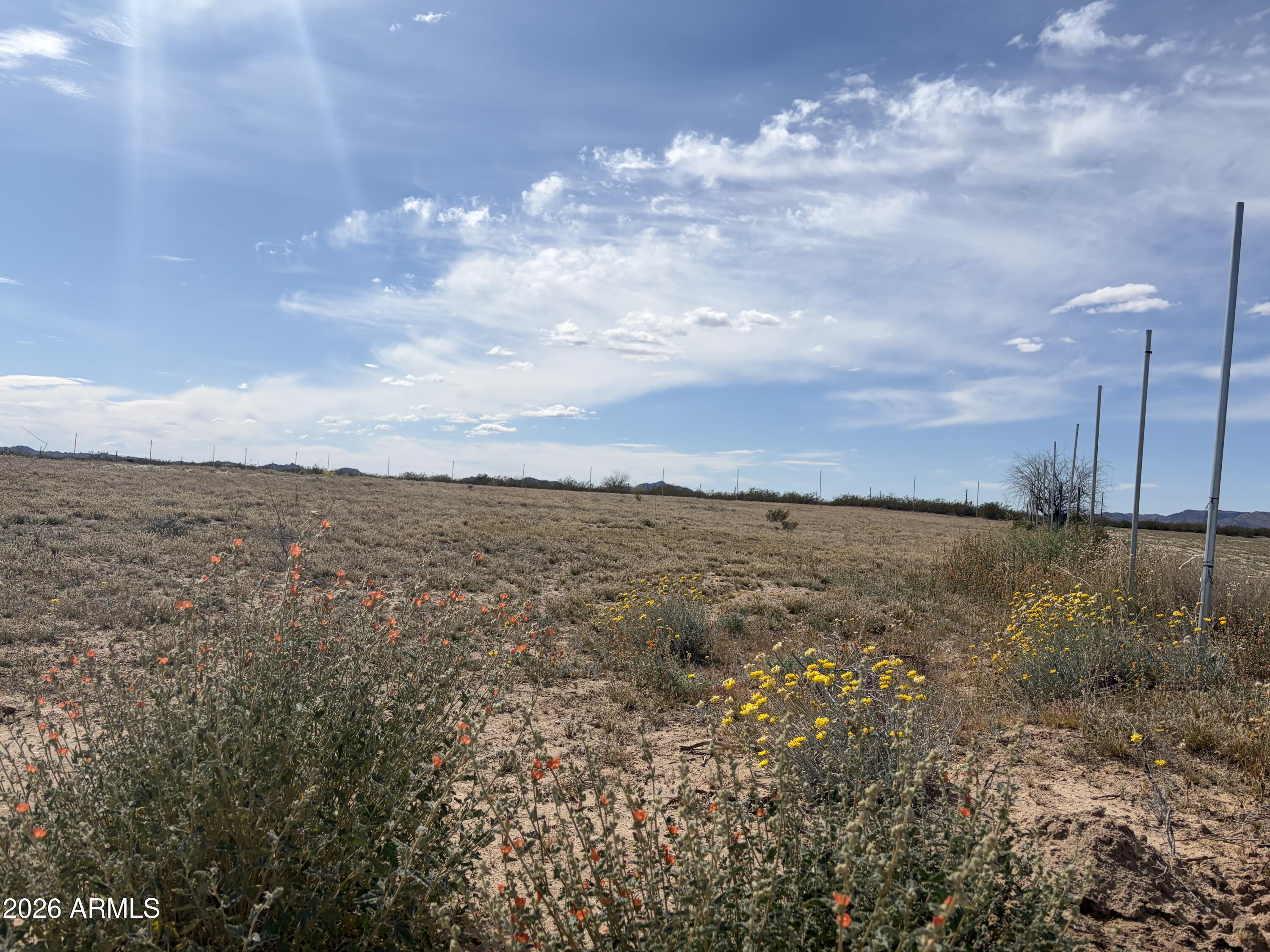 37138 Six Shooter Road, Unit 3 Salome, AZ 85348 - Photo 5 of 6