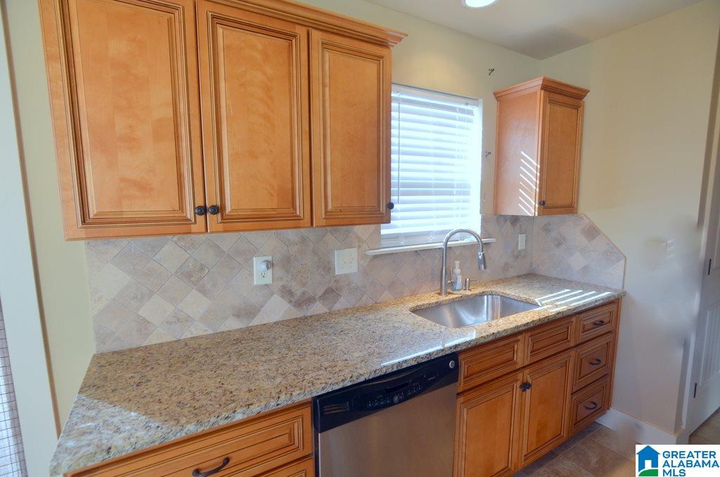 4886 Stonecreek Way Calera, AL 35040 - Photo 17 of 39