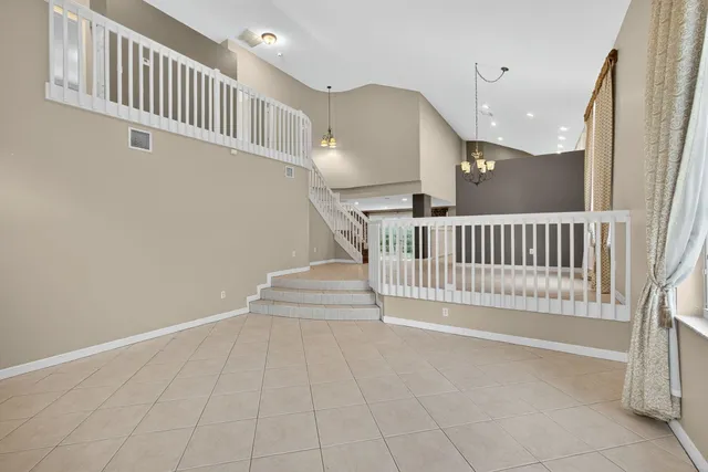 a view of entryway with a front door