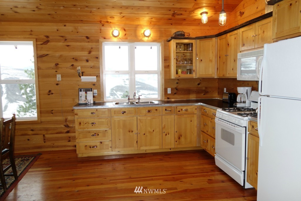62 Nighthawk Ridge Road Winthrop, WA 98862 - Photo 11 of 24 Gallery Image 11