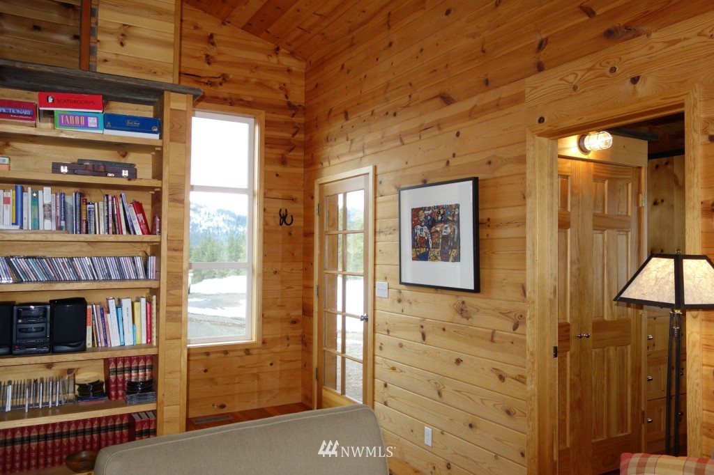 62 Nighthawk Ridge Road Winthrop, WA 98862 - Photo 7 of 24 Gallery Image 7
