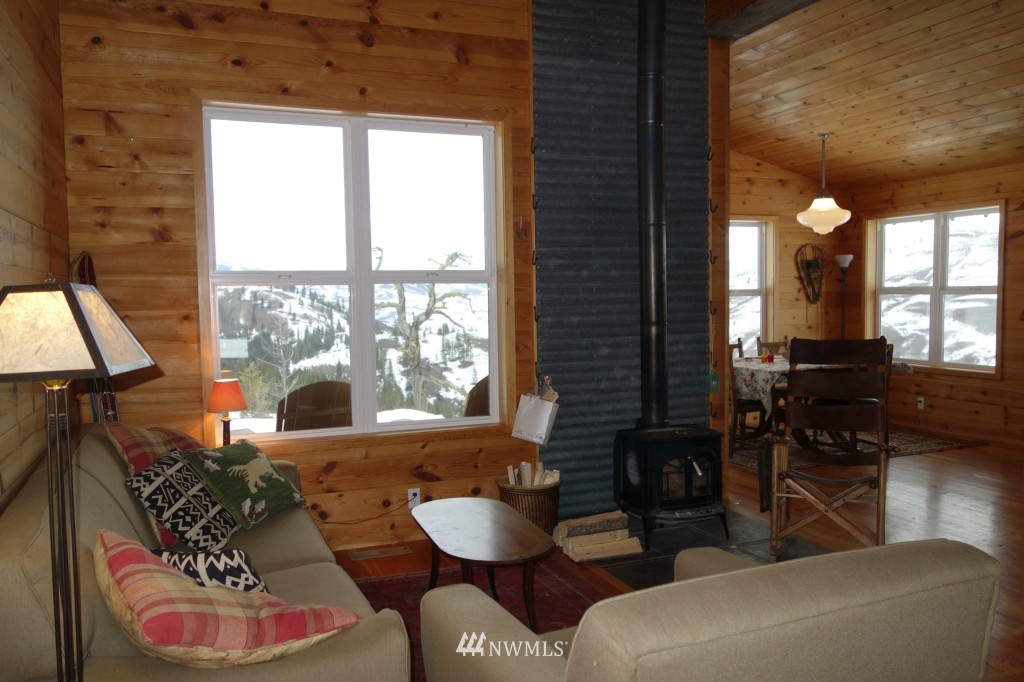 62 Nighthawk Ridge Road Winthrop, WA 98862 - Photo 10 of 24 Gallery Image 10