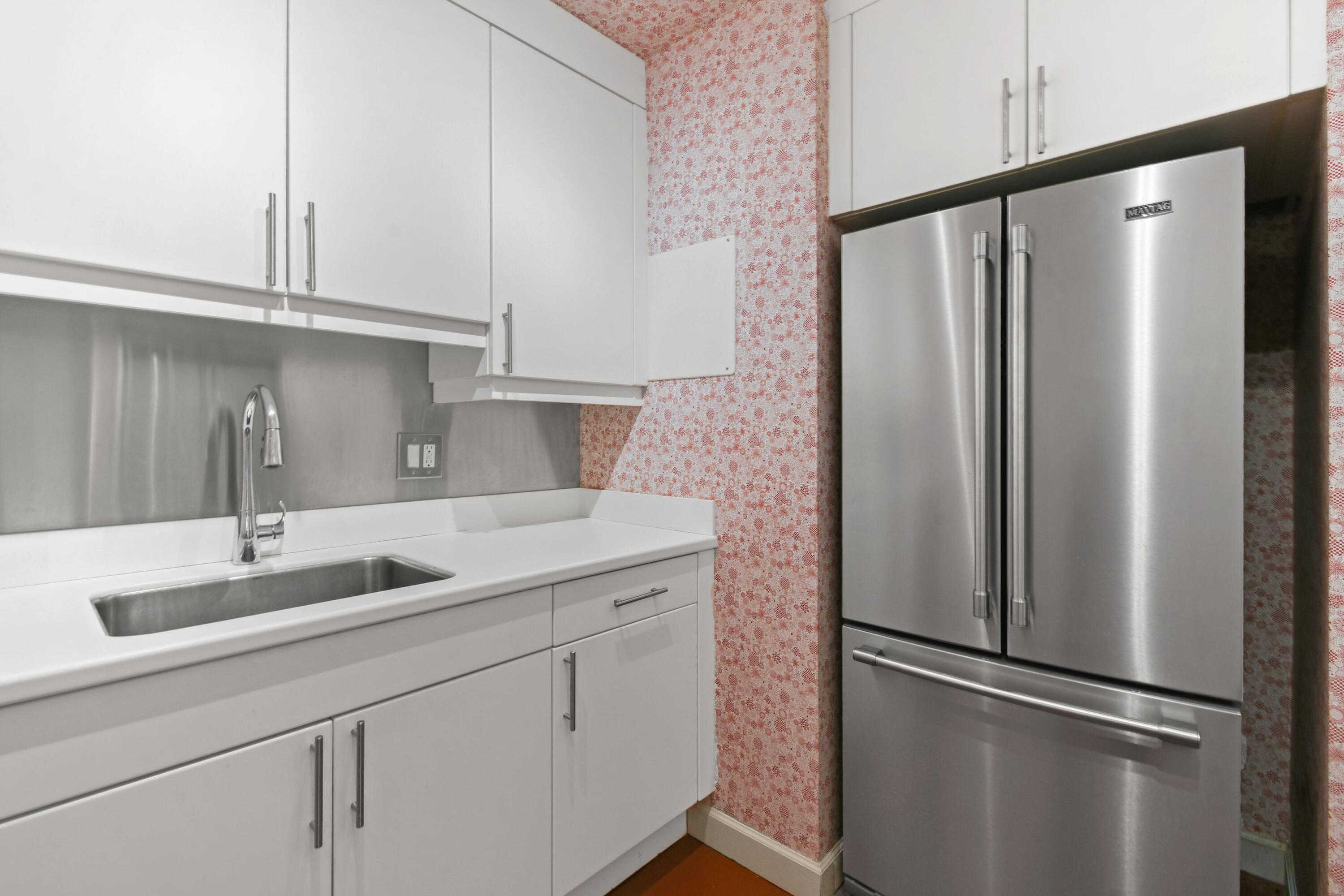 170 North Ocean Boulevard, Unit 206 Palm Beach, FL 33480 - Photo 13 of 44 170NOceanBlvd#206(19)