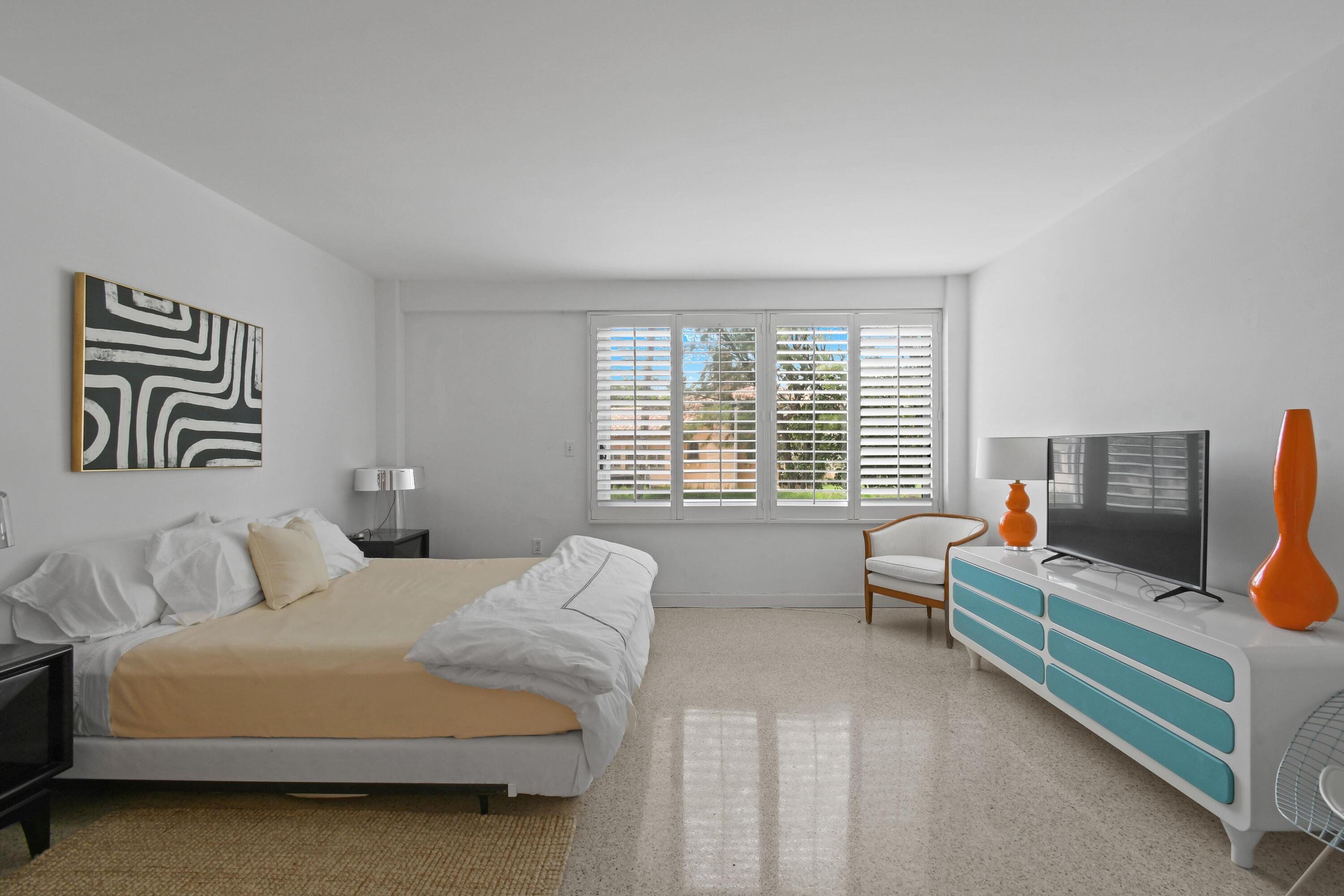 170 North Ocean Boulevard, Unit 206 Palm Beach, FL 33480 - Photo 15 of 44 170NOceanBlvd#206(21)