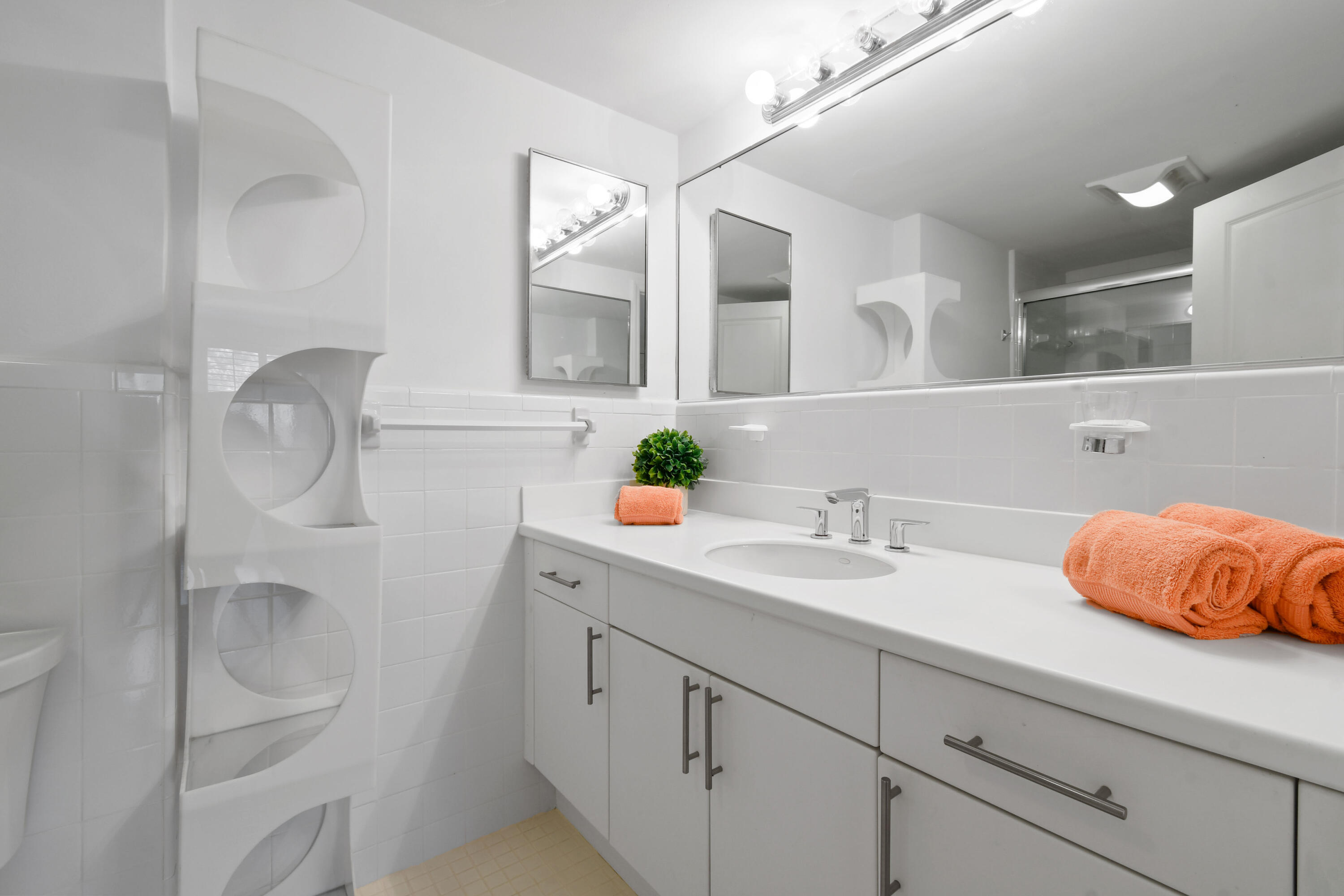 170 North Ocean Boulevard, Unit 206 Palm Beach, FL 33480 - Photo 20 of 44 170NOceanBlvd#206(27)