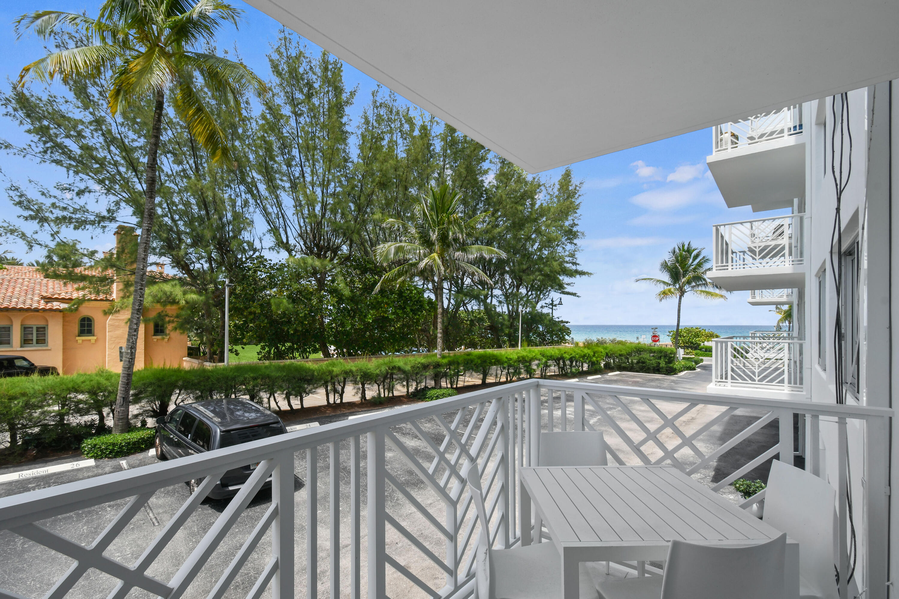 170 North Ocean Boulevard, Unit 206 Palm Beach, FL 33480 - Photo 31 of 44 170NOceanBlvd#206(39)