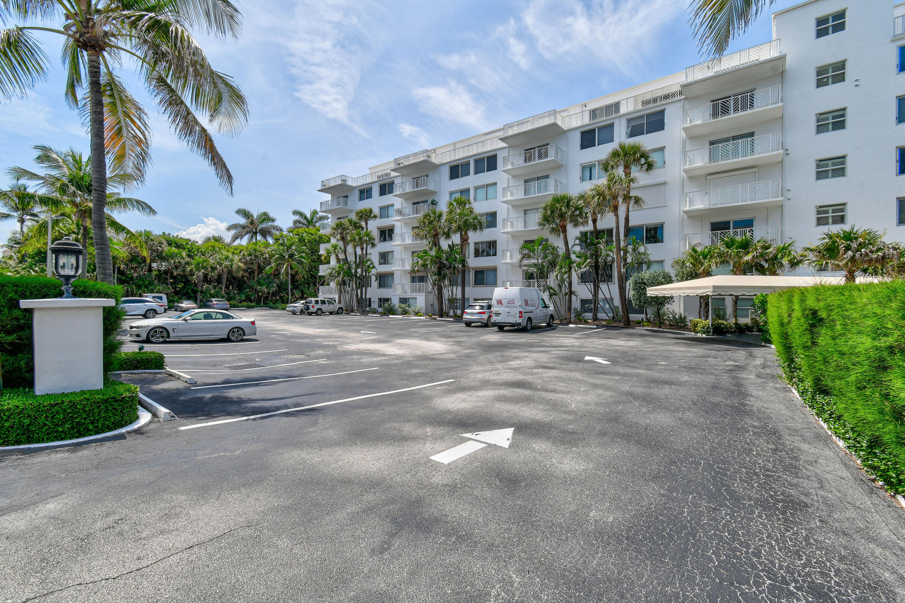 170 North Ocean Boulevard, Unit 206 Palm Beach, FL 33480 - Photo 42 of 44 170NOceanBlvd#206(2)