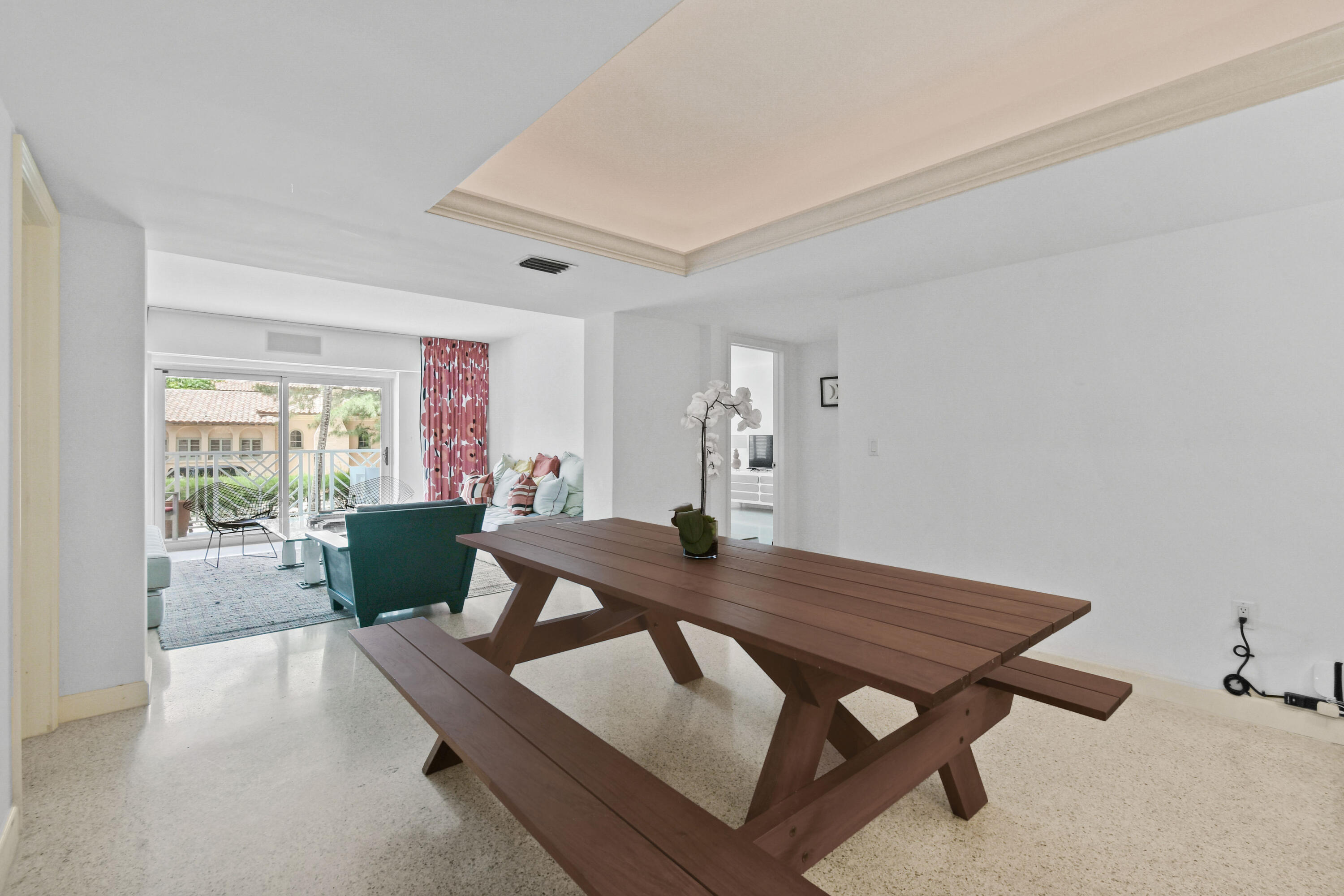 170 North Ocean Boulevard, Unit 206 Palm Beach, FL 33480 - Photo 6 of 44 170NOceanBlvd#206(14)