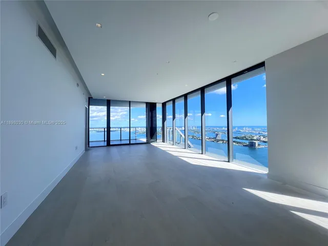 $25,000 | 700 Northeast 24th Street, Unit 5107, Miami, FL 33137