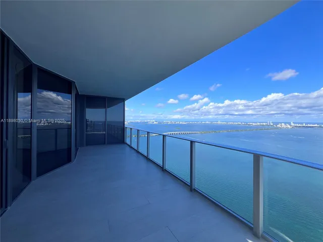 $25,000 | 700 Northeast 24th Street, Unit 5107, Miami, FL 33137