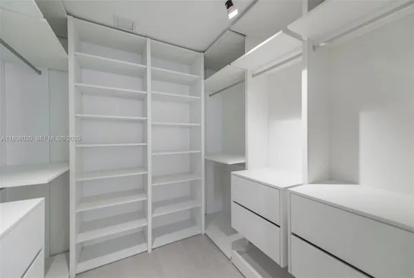 $17,000 | 700 Northeast 24th Street, Unit 5107, Miami, FL 33137