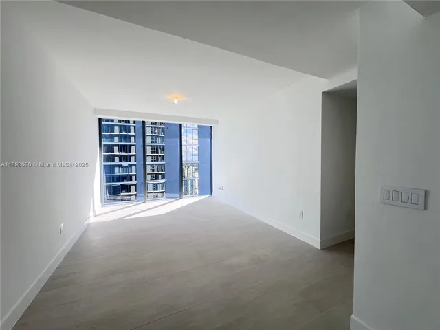 $25,000 | 700 Northeast 24th Street, Unit 5107, Miami, FL 33137