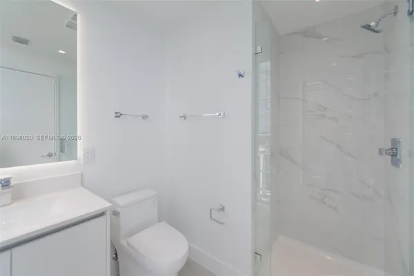 $17,000 | 700 Northeast 24th Street, Unit 5107, Miami, FL 33137