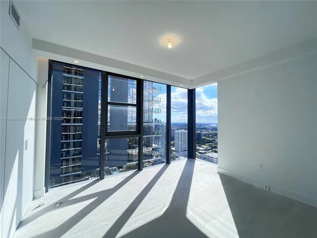 $25,000 | 700 Northeast 24th Street, Unit 5107, Miami, FL 33137