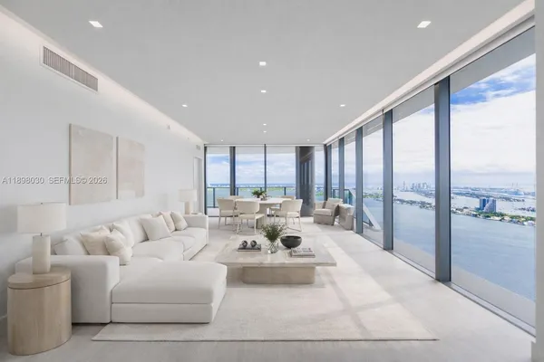 $17,000 | 700 Northeast 24th Street, Unit 5107, Miami, FL 33137