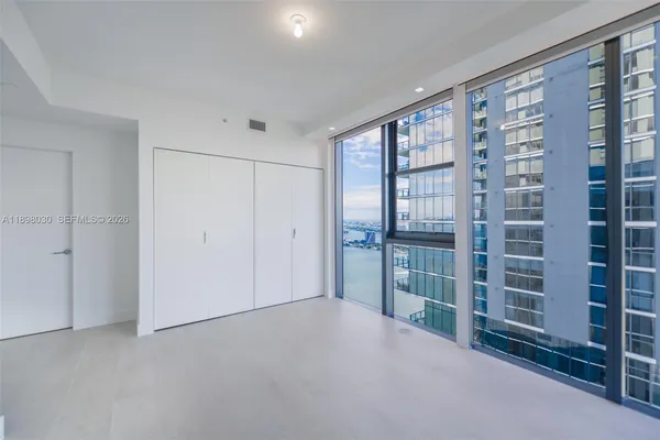 $17,000 | 700 Northeast 24th Street, Unit 5107, Miami, FL 33137