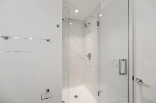 $18,000 | 700 Northeast 24th Street, Unit 5107, Miami, FL 33137