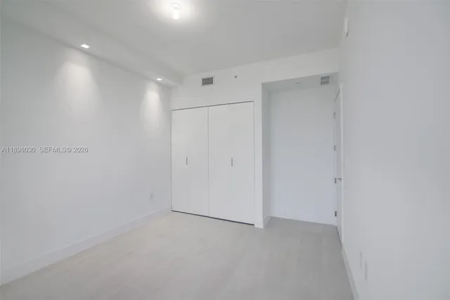 $18,000 | 700 Northeast 24th Street, Unit 5107, Miami, FL 33137