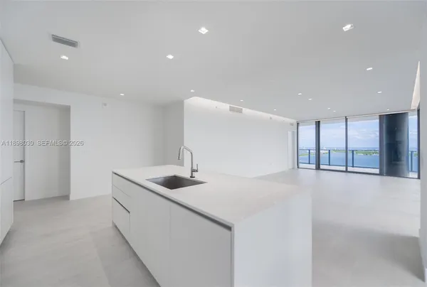 $17,000 | 700 Northeast 24th Street, Unit 5107, Miami, FL 33137