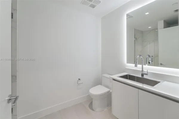 $17,000 | 700 Northeast 24th Street, Unit 5107, Miami, FL 33137