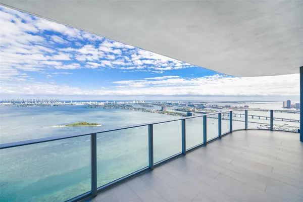 $17,000 | 700 Northeast 24th Street, Unit 5107, Miami, FL 33137