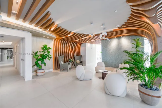 $18,000 | 700 Northeast 24th Street, Unit 5107, Miami, FL 33137