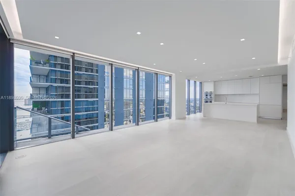 $17,000 | 700 Northeast 24th Street, Unit 5107, Miami, FL 33137