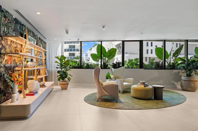 $18,000 | 700 Northeast 24th Street, Unit 5107, Miami, FL 33137