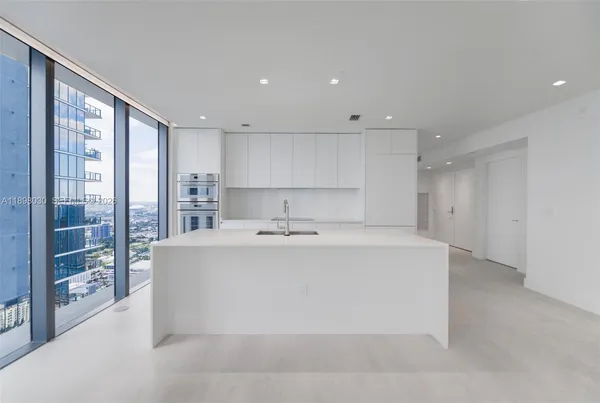 $17,000 | 700 Northeast 24th Street, Unit 5107, Miami, FL 33137