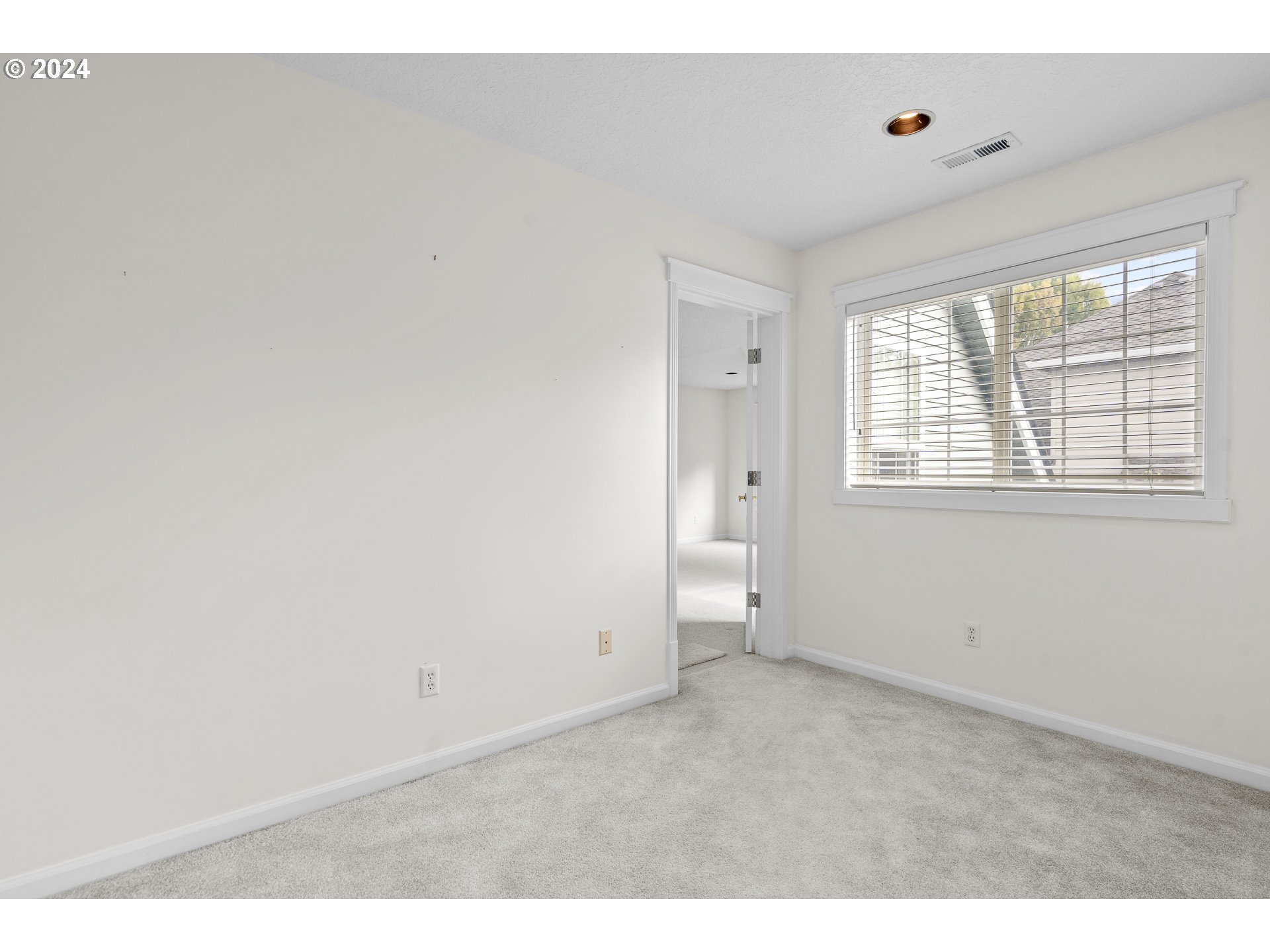 14560 Southwest 148th Place Portland, OR 97224 - Photo 31 of 41 Gallery Image 31