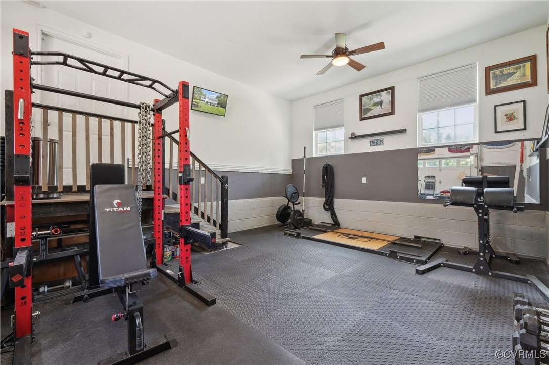 7101 Conifer Road Richmond, VA 23237 - Photo 19 of 50 a view of a room with gym equipment