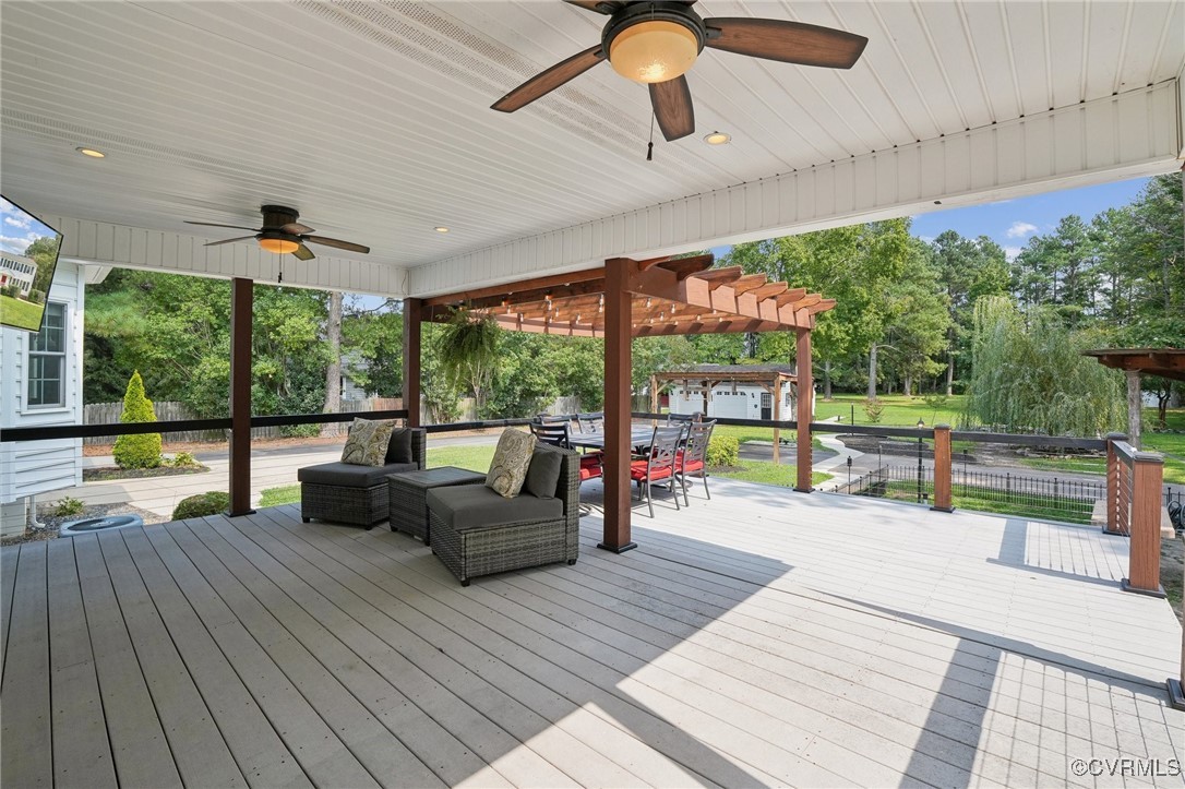 7101 Conifer Road Richmond, VA 23237 - Photo 8 of 50 a view of a patio with swimming pool