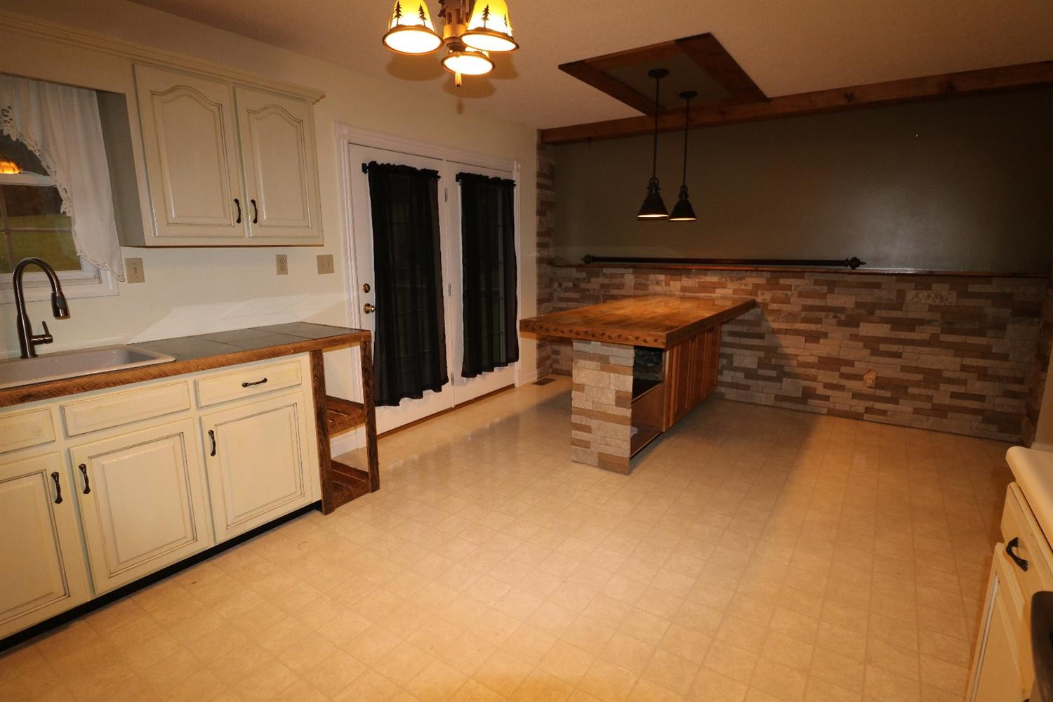 295 Poplar Hollow Road London, KY 40744 - Photo 10 of 31 Photo 10