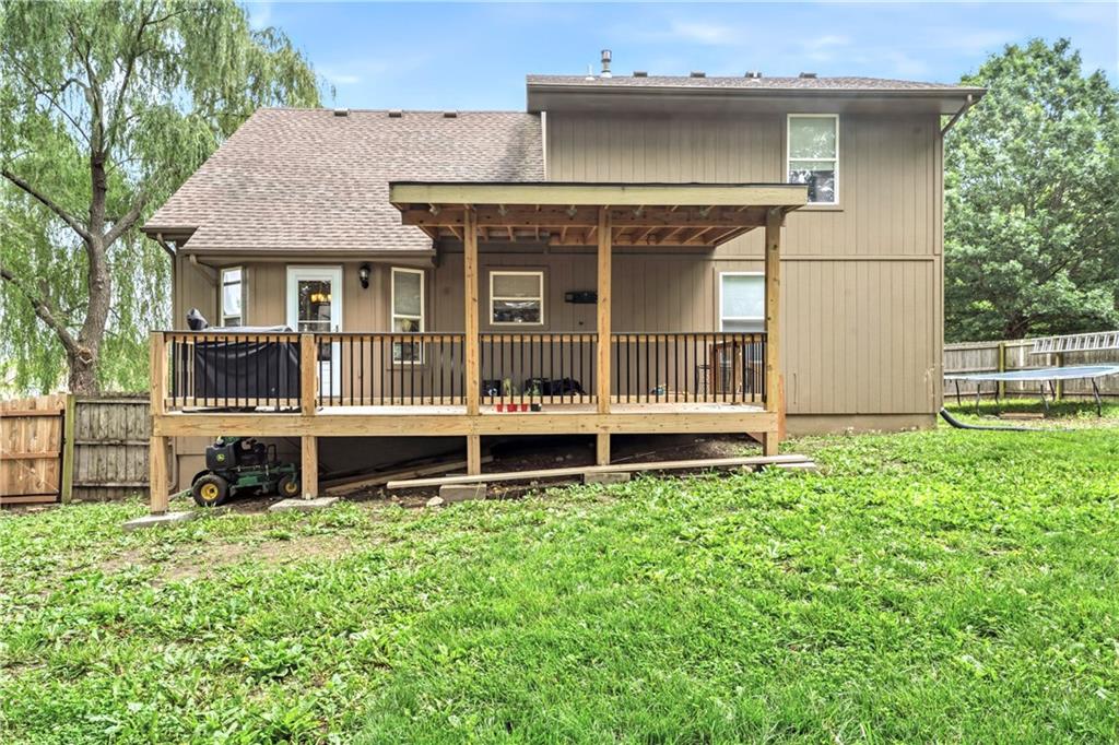 1409 Russell Road Pleasant Hill, MO 64080 - Photo 31 of 34