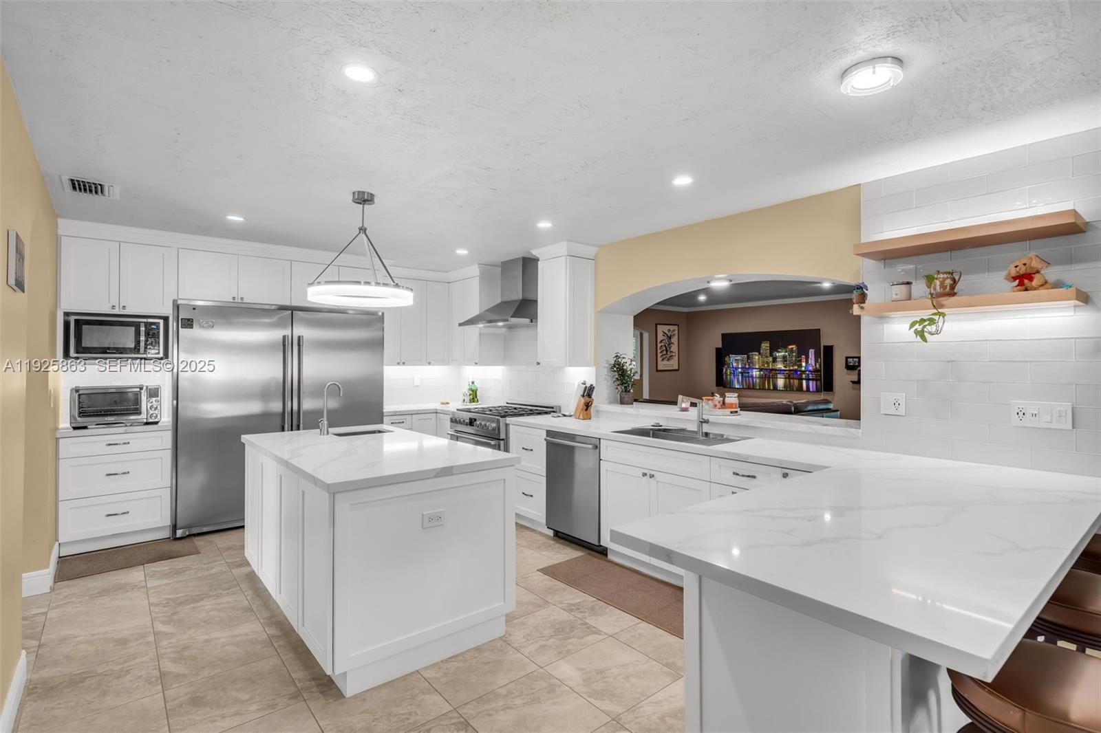 12920 Southwest 108th Place Miami, FL 33176 - Photo 11 of 62