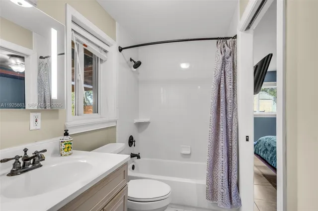 $1,599,900 | 12920 Southwest 108th Place, Miami, FL 33176